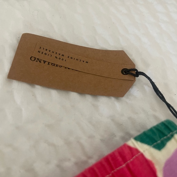 NWT Beautiful pants. Christian Siriano Bright & Bold
Tropical Print Linen Pants - Picture 3 of 4